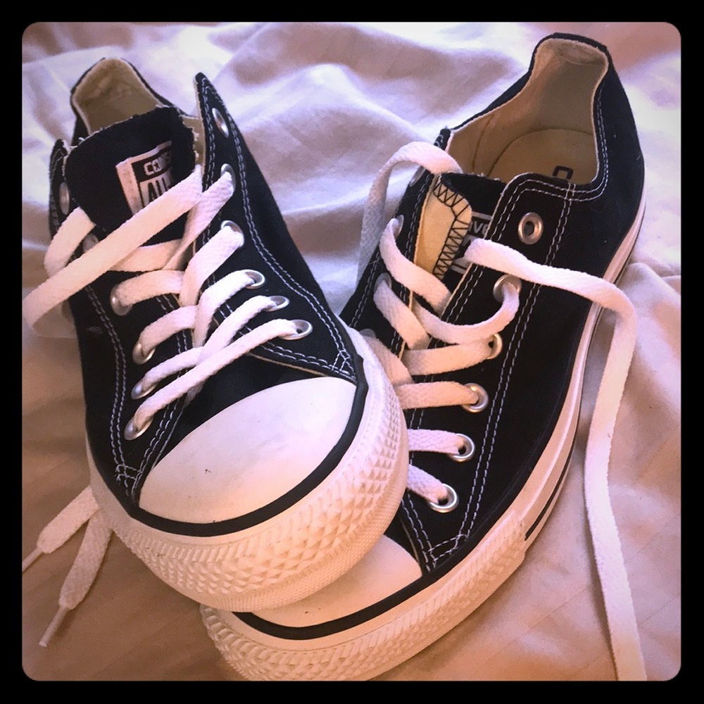 NWT Converse black sneakers